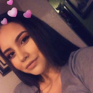 Meet your Posher, Hortencia